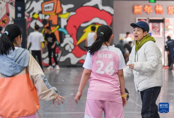 篮球每周训练计划表图片_2