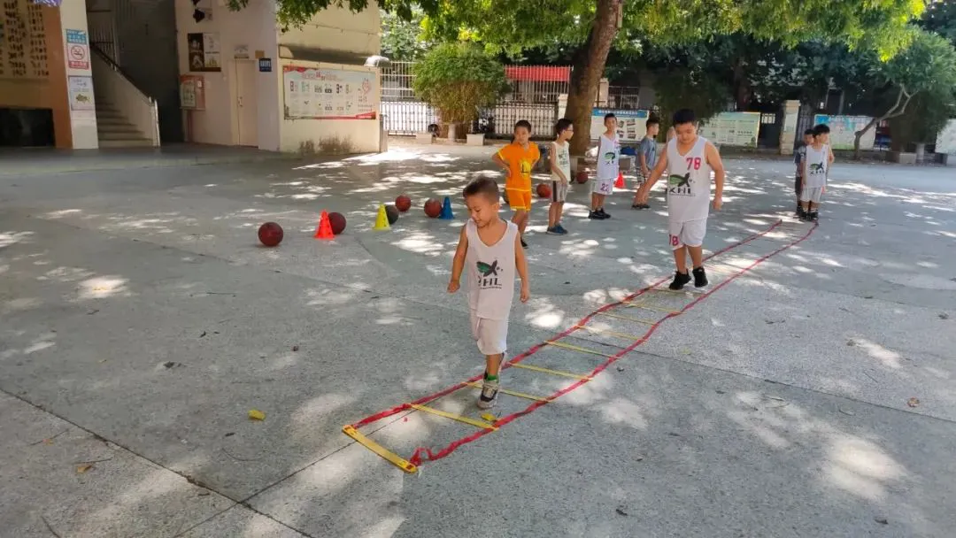 篮球训练课内容安排怎么写_0